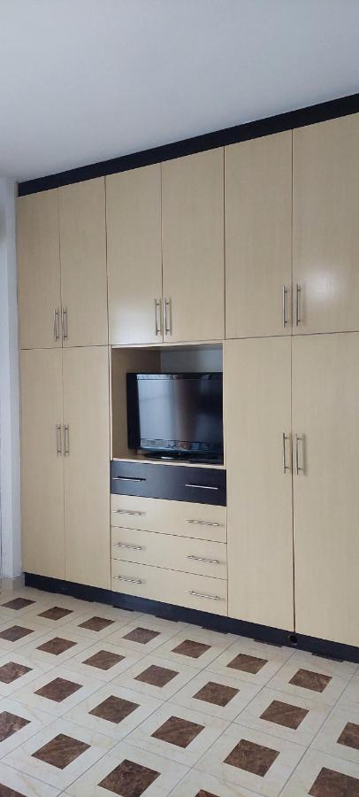 Apartment Tinka In Saranda Exterior foto