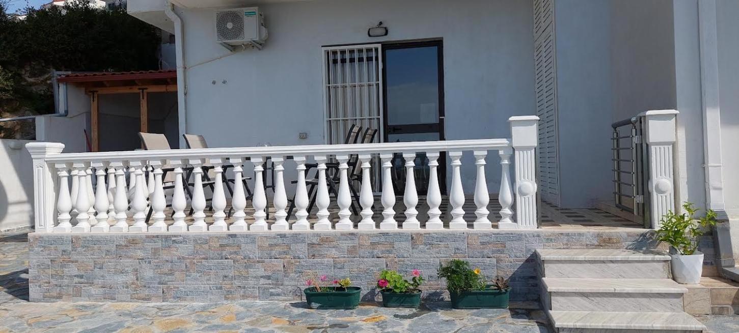 Apartment Tinka In Saranda Exterior foto